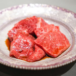 銀座焼肉 Salon de AgingBeef - イチボ、 カイノミ、 肩ロース芯