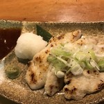 Sumibiyakitori Sampo - むね肉のしっとり焼きおろしぽん酢添え