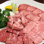 新宿三代目ホルモン家