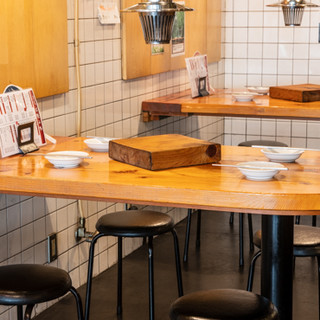 "Bright and Cozy Stylish Space☆ Welcoming Individuals and Groups Alike"