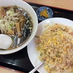 Tenkou - セットメニュー ラーメンと炒飯