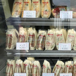 サンドイッチ専門店 ポポー - ある日のショーケース1　全て税込み価格