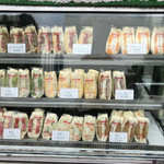 サンドイッチ専門店 ポポー - ある日のショーケース2　全て税込み価格