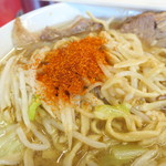 ラーメン二郎 - 一味投下～♪