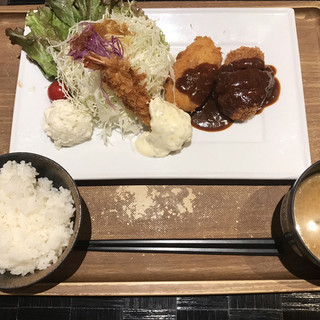 洋食 豚晴_0