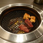 Gyuuraku Jou - お肉を焼いていきます(19-08)