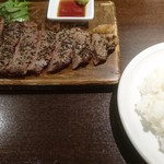バルテラス マゼル - 短角牛のサーロインステーキ（スプー・サラダ・ライスセット）