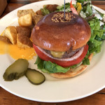 ザ・コーナー ハンバーガー＆サルーン - 