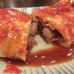 おうさか苑 - 「とん平焼き」：ふんわり玉子の奥から、凝縮した豚肉の旨み♪