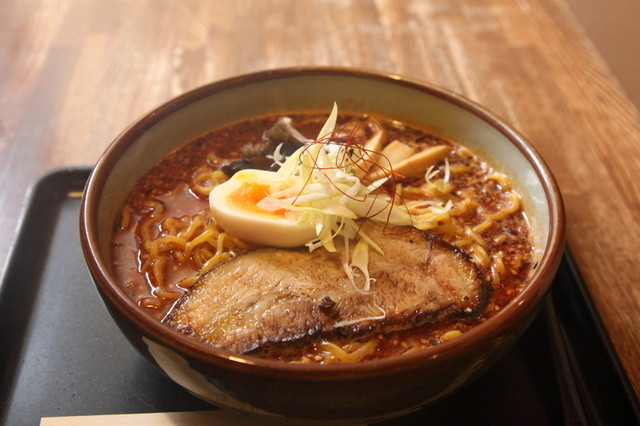 カレーラーメンの常識が覆る』by szkz44 : らーめん寅乃虎 (とら