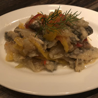 grigio la tavola - 