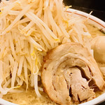 ダントツラーメン  - 味玉ラーメン並・野菜４倍