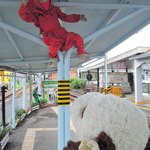 金谷 - ん！？ 殺気！上野市駅のホームに降りたら忍者が潜んでたよぉ。さすがは「忍者の里」だな～