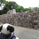 金谷 - 高台に上がると伊賀上野城の初代天守跡があったよ。初代天守は1585年(天正13年)に建てられたものなんだけど、その後崩壊したそう。