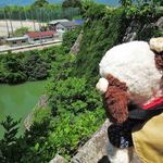 金谷 - ひょえ～目がくらむ。伊賀上野城の見どころと言えば、この内堀の高石垣。高さ約30mで、大阪城と並んで日本一の高さと言われてます。