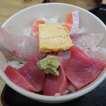 114494827 - おまかせ丼アップ