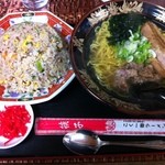 こく一番 ラーメン みどりや - チャーハン普通盛り
