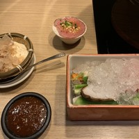 最飛びヒレ家 馬喰一代 名古屋EAST - 自家製豆腐、一品、野菜スティック