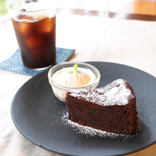 カフェテントウ_1