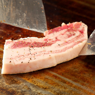 What are the nutrients in pork? ?