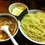 大勝軒 十五夜 - ネギはあつもりの麺と合わせると、ネギは若干しんなりしつつ麺も適宜に冷ませてオススメかも。