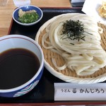 うどん かんじろう - 綺麗なうどん。一玉半でかなり多いよ。