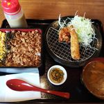 とり弁鶏 - こまどり重・唐揚げ定食（タルタルソース付）