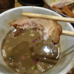 煮干し中華そば 一剣 - バラチャーは炙りです