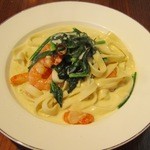 シャトン - 小海老と無農薬寒じめほうれん草のアンチョビクリーム