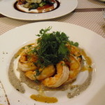 ビストロ ダイア - 魚料理のエビ