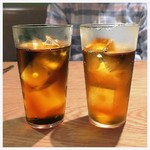 Prune - 左 烏龍茶  右 ジンジャエール