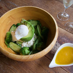 ボンダイカフェ - デザイン・サラダ