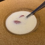 石岡市 鈴木牧場のモッツァレラチーズの泡とフルーツトマト