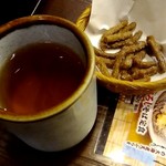 Sojibou - そば茶とかりんとう。