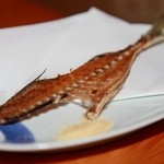 わしょく亭 - 骨もパリパリいけます。お酒のおつまみにもぴったりです。