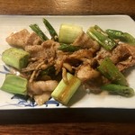 遊酒食堂 宇都宮 - ブタ肉とトウガラシのいためもの（580円）