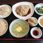 シンガポール料理　梁亜楼 - 海南チキンライスセット