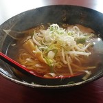 台湾料理 雪梅園 - 醤油ラーメン