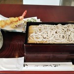 Kyouya Honda - ランチメニュー
      天もり(1000円税込)
      ※蕎麦は2段になってます