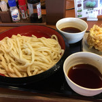 香の川製麺 - いつも通りざるうどん3玉と野菜のかき揚げ