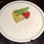 ろっかん - アスパラ・トマト・とうもろこし