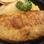 小樽 なると屋 - チーズ鶏ハンバーグ定食 660円 鶏そうめん変更プラス100円、(全て税込)の、鶏ハンバーグ