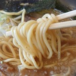 川出拉麺店 - 麺リフト