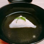 緒方 - 鱧餅、利尻昆布&羅臼昆布の出汁のお椀