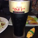 Minhen Resutoran - スーパードライの黒ビール
      昼からコレが飲める雰囲気 大事です