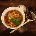 蒼凛 - かけそば842円