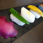 Yuzu An - 野菜寿司5種盛りと鰻握り