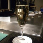 鉄板焼レストラン八景 - スパークリングワイン