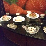 ホテルニューオータニ幕張 ザ・ラウンジ - 2012年ホテルでイチゴ狩りビュッフェ台③