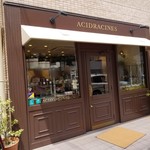 アシッドラシーヌ - 外観
